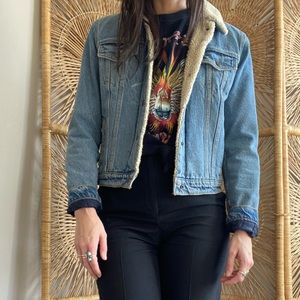 levi’s trucker jacket